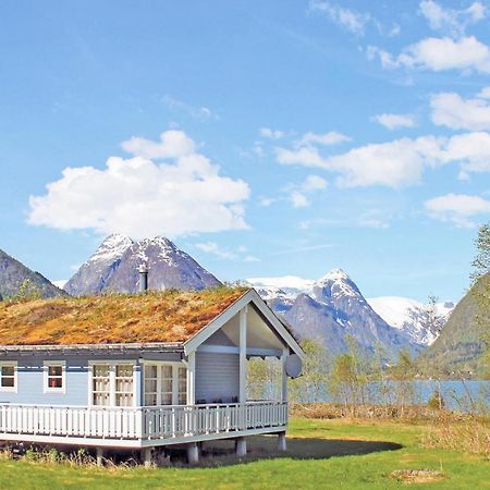 Cozy Home In Fjaerland With House A Mountain View Eksteriør billede