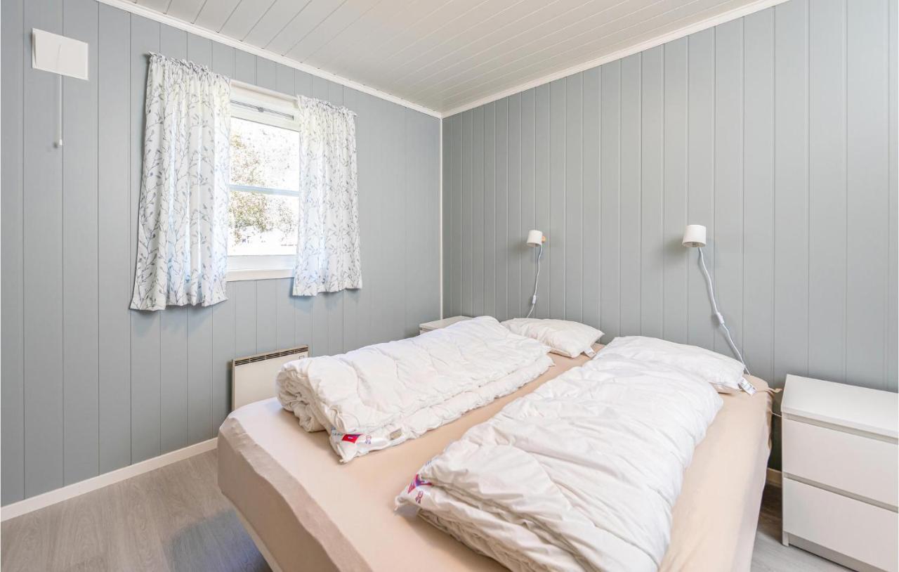 Cozy Home In Fjaerland With House A Mountain View Eksteriør billede