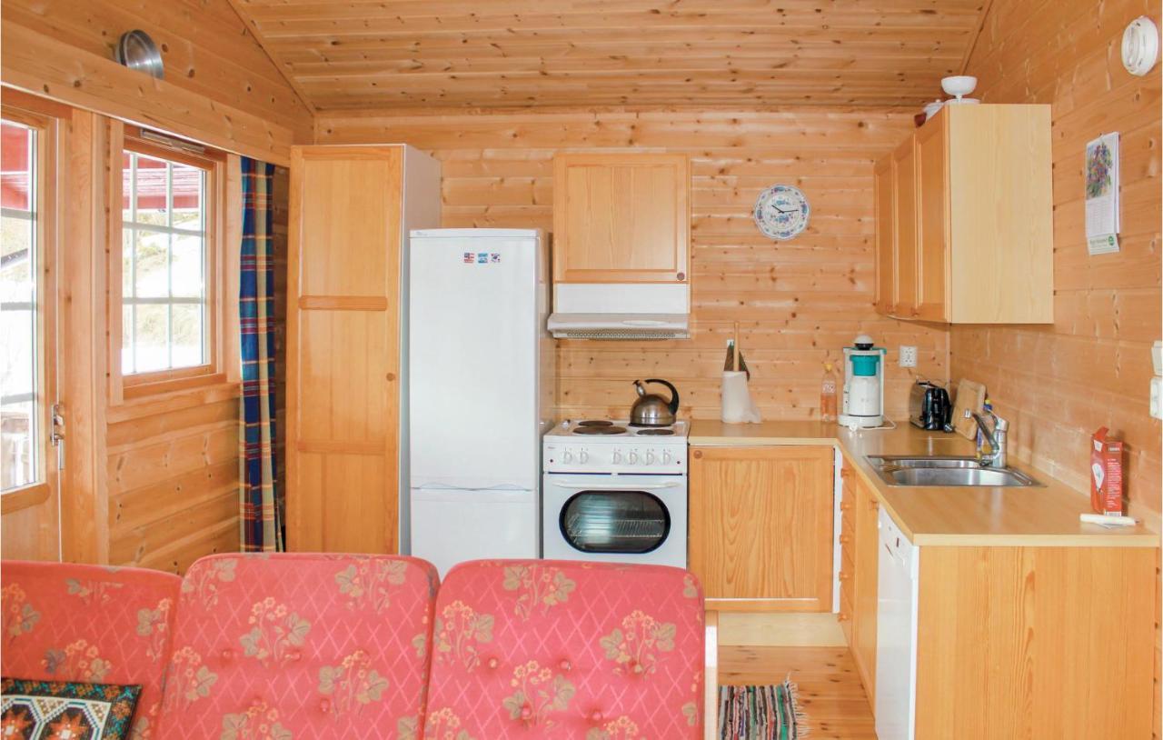 Cozy Home In Fjaerland With House A Mountain View Eksteriør billede