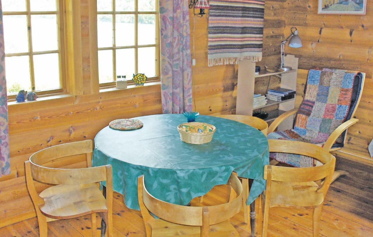 Cozy Home In Fjaerland With House A Mountain View Eksteriør billede