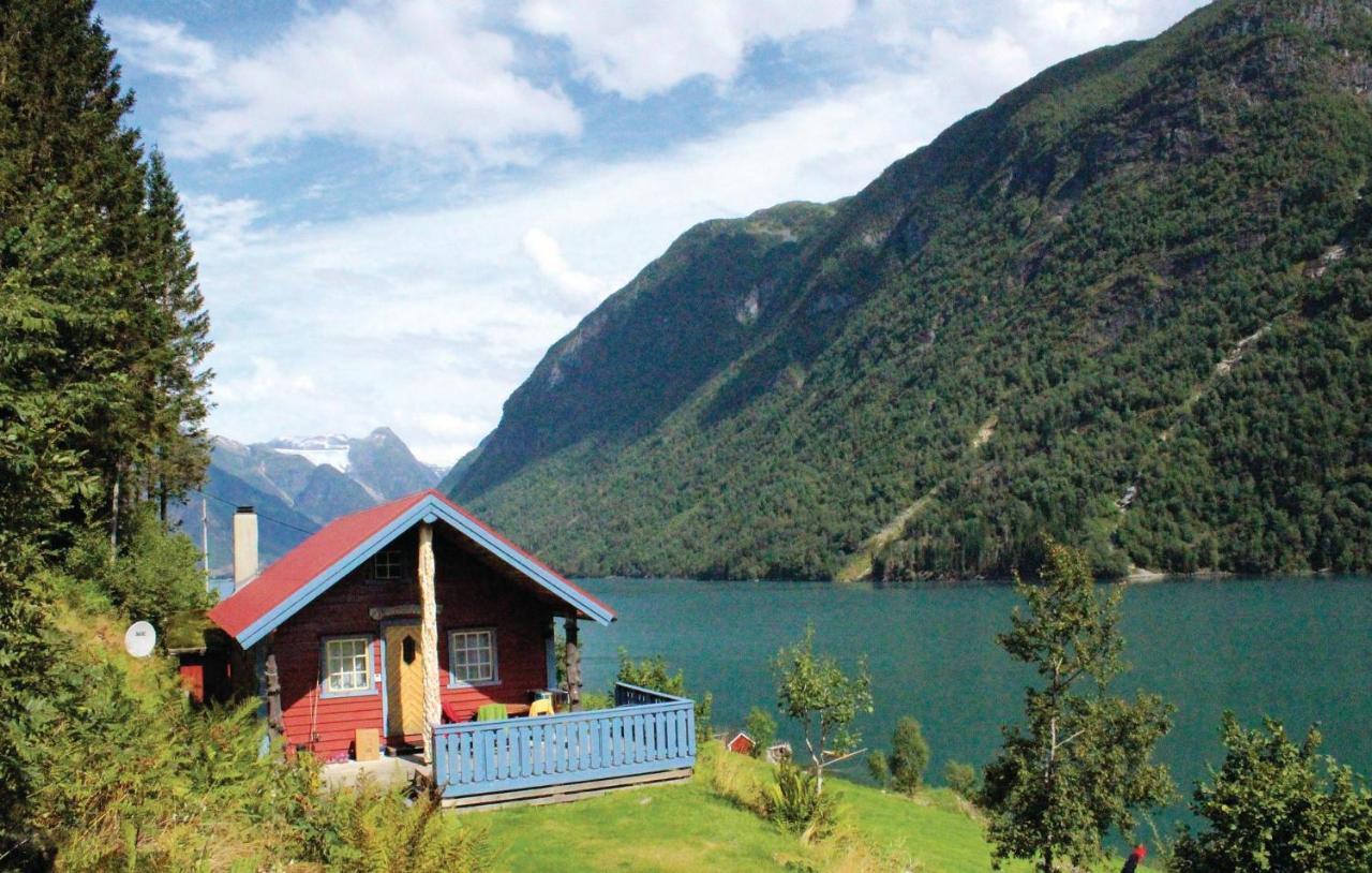 Cozy Home In Fjaerland With House A Mountain View Eksteriør billede